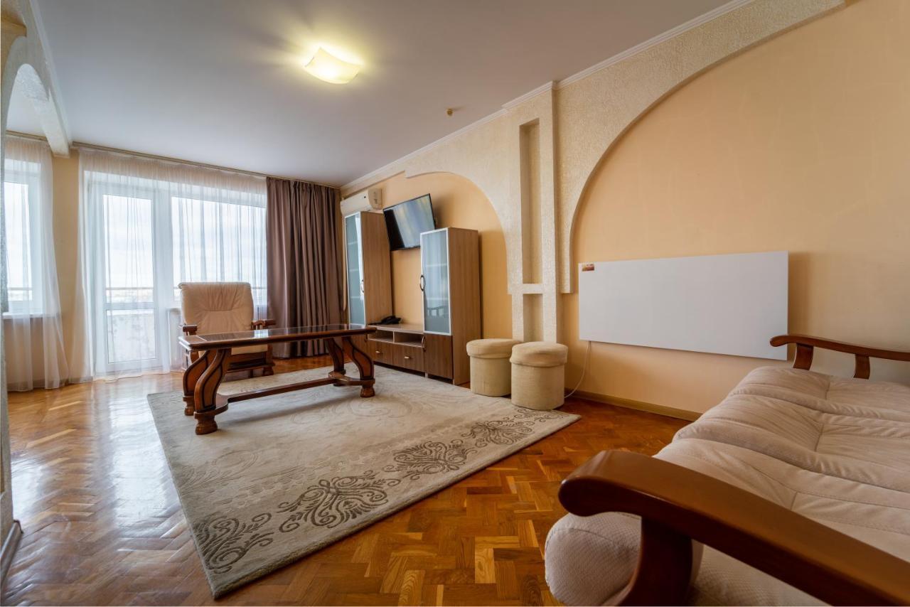 Hotel Halychyna Ternopil Exterior foto